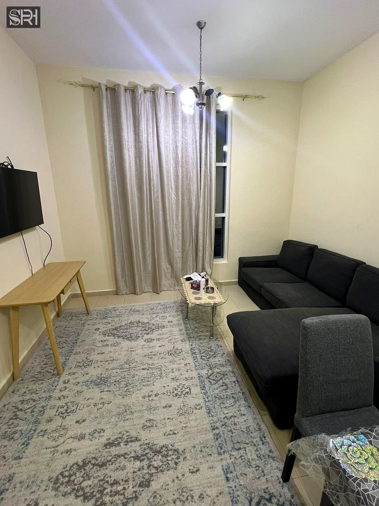 "Your Chance to Own in the Heart of the City – One-Bedroom Apartment in City Tower at an Attractive Price"63890797218690111