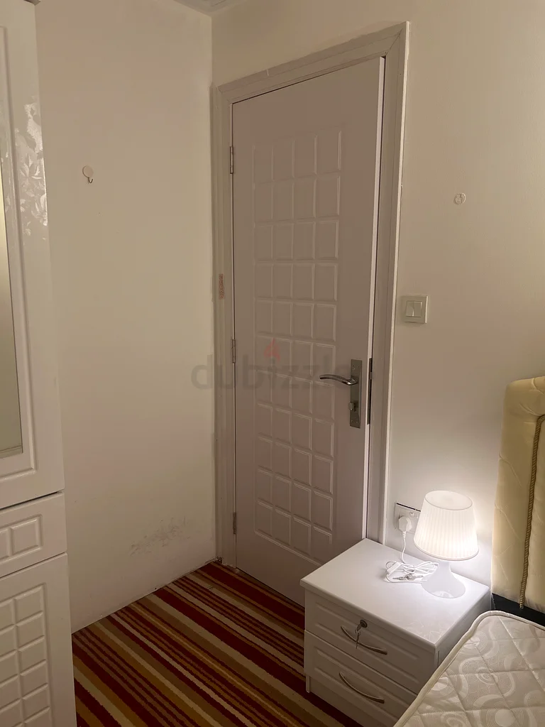 غرفة مريحة مفروشة بالكامل بالقرب من مترو DCC63218794025345112