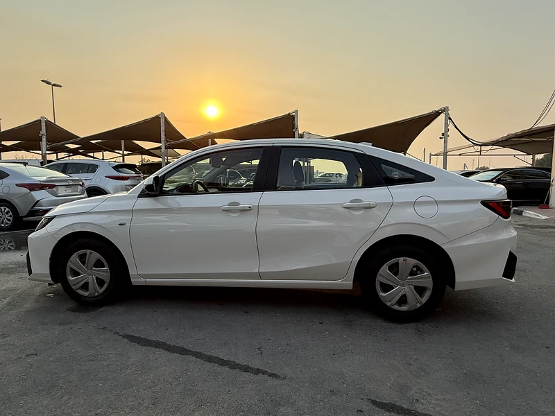 Toyota Yaris 2023 GCC  
Toyota Yaris 2023 GCC63401315439361114