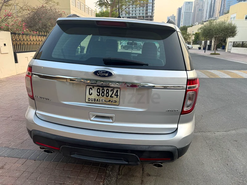 2015 Ford Explorer Limited in great condition63399888694530113
