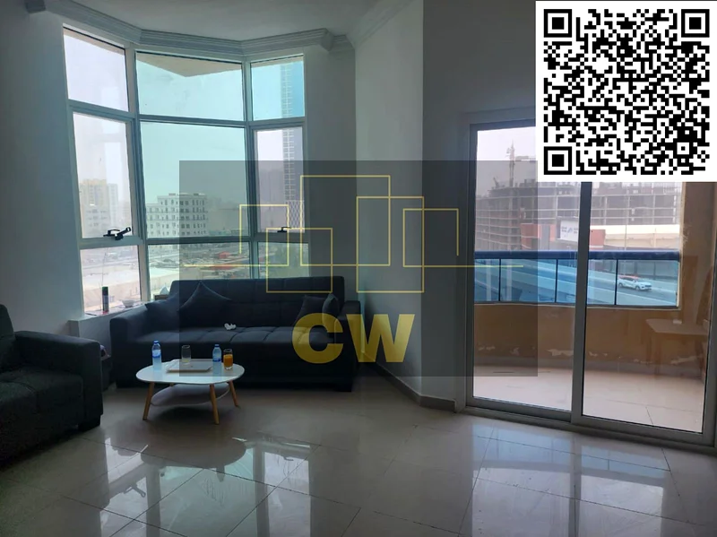 شقة مفروشة بالكامل بـ 3 غرف نوم + غرفة خادمة | تم تجديدها | صفقة نقدية63870675714307110