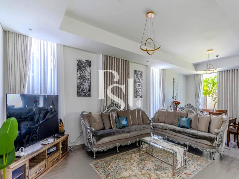 Single Row | Unfurnished | Luxury Living63849892245761112