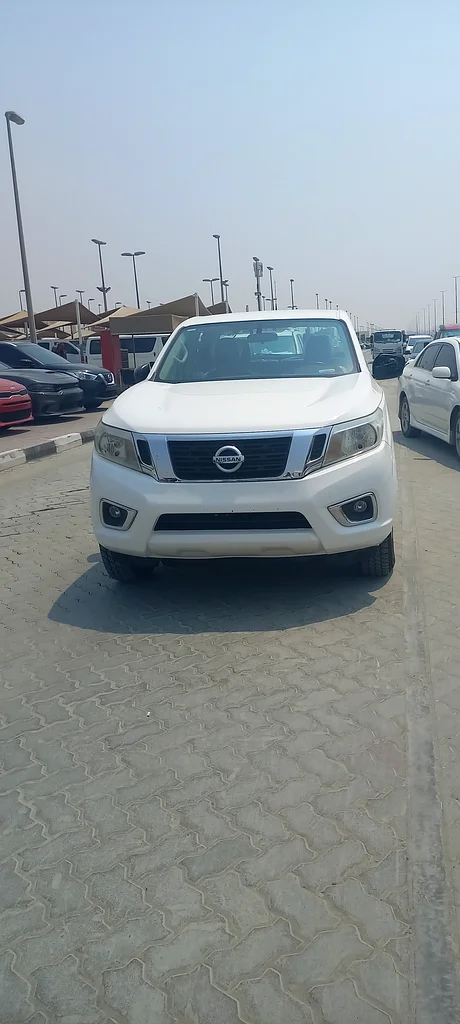 NISSAN NAVARA SE 4x463399959378946112