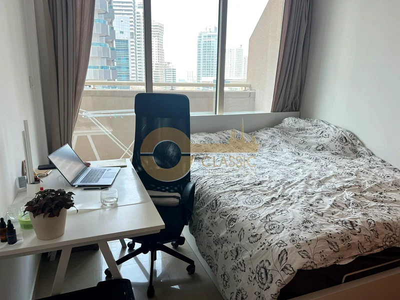 Elegant 1Bed | Close to Metro | Prime Location64037277888643112