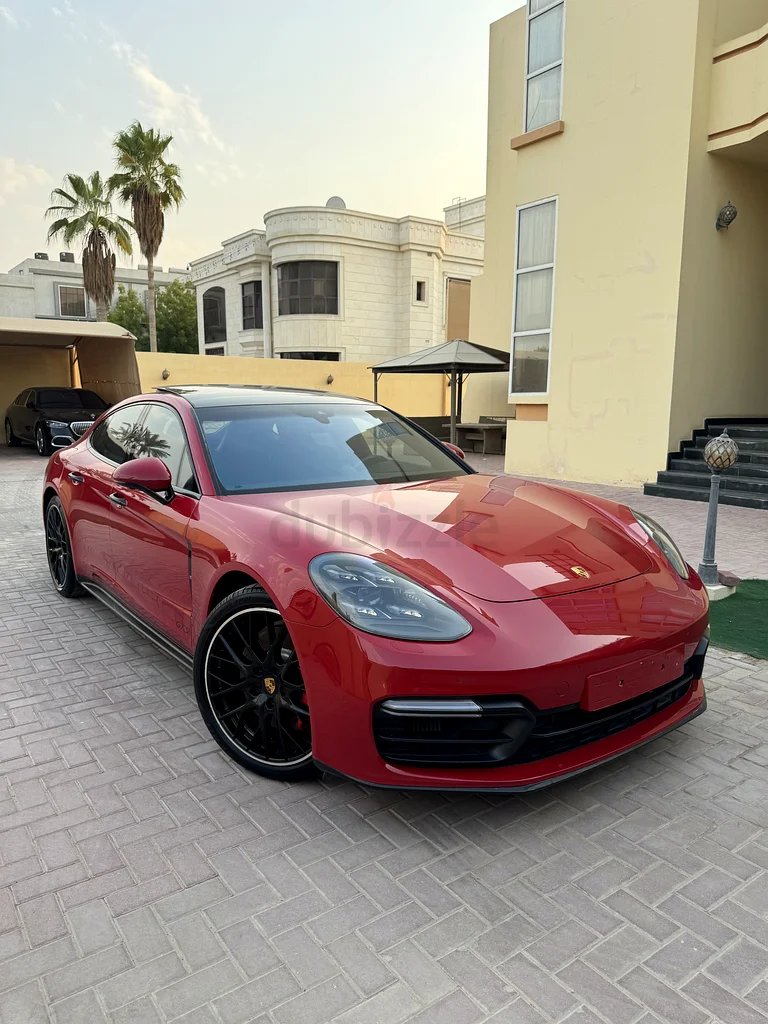 Porshe panamera Gts 2019 Gcc63398652879362112