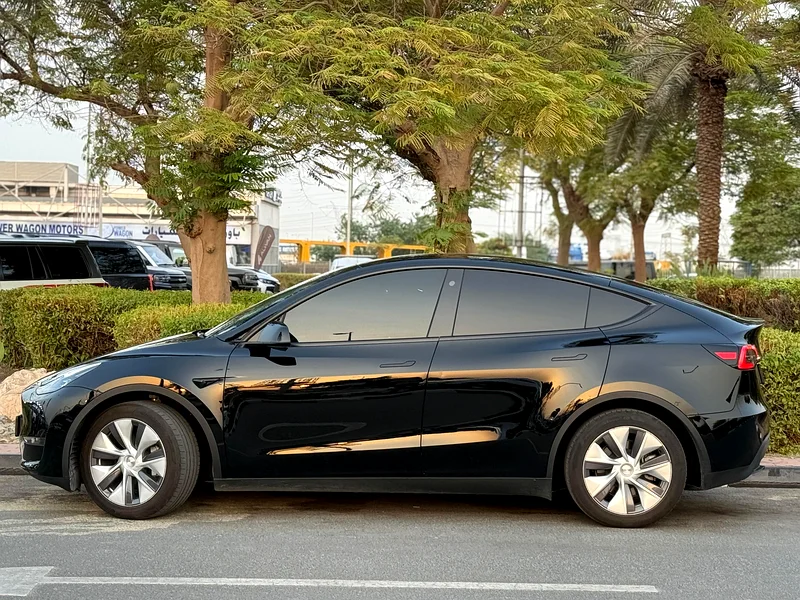Tesla Model Y LONG RANGE 2024 GCC UNDER WARRANTY FULL OPTION NO ACCIDENTS63398505578625114