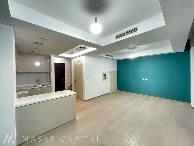 Tenanted | 3 Bed + Rooftop | Spacious Layout64003252246274113
