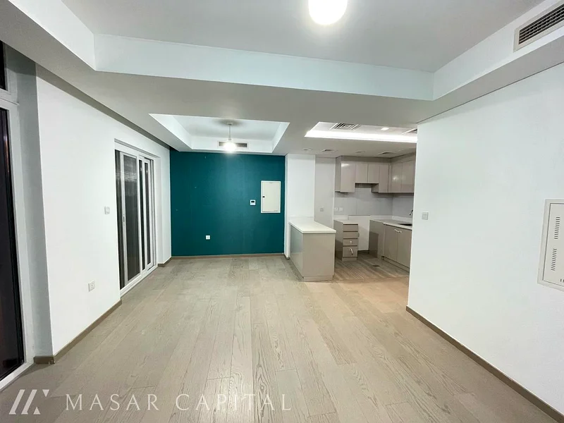 Tenanted | 3 Bed + Rooftop | Spacious Layout64003252246274114