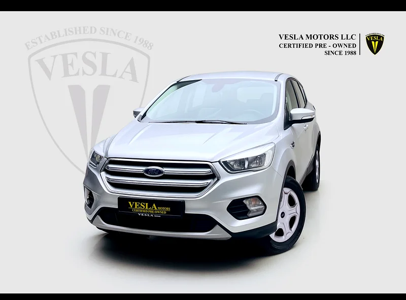تمويل داخلي / 750 درهم شهريًا / نظام ملاحة + كاميرا + Apple CarPlay + تحكم تلقائي بالسرعة / ضمان63231164056193112
