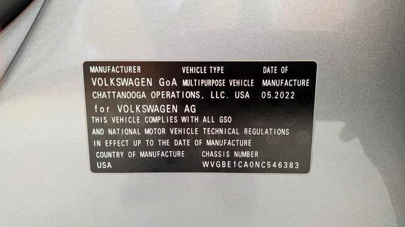 69290 Volkswagen Teramont 3.6 L 2022 four-wheel drive Comfort Line63398572918914113