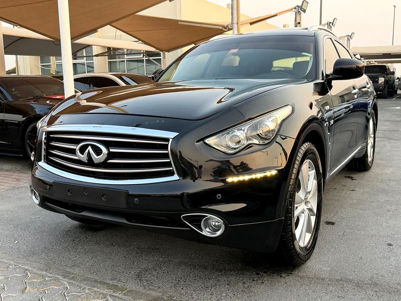 للبيع إنفينيتي QX70 موديل 2014 خليجى صبغ الوكالة نظيفة جدا مفتاحين اول مالك لا تحتاج مصاريف63231164872195111