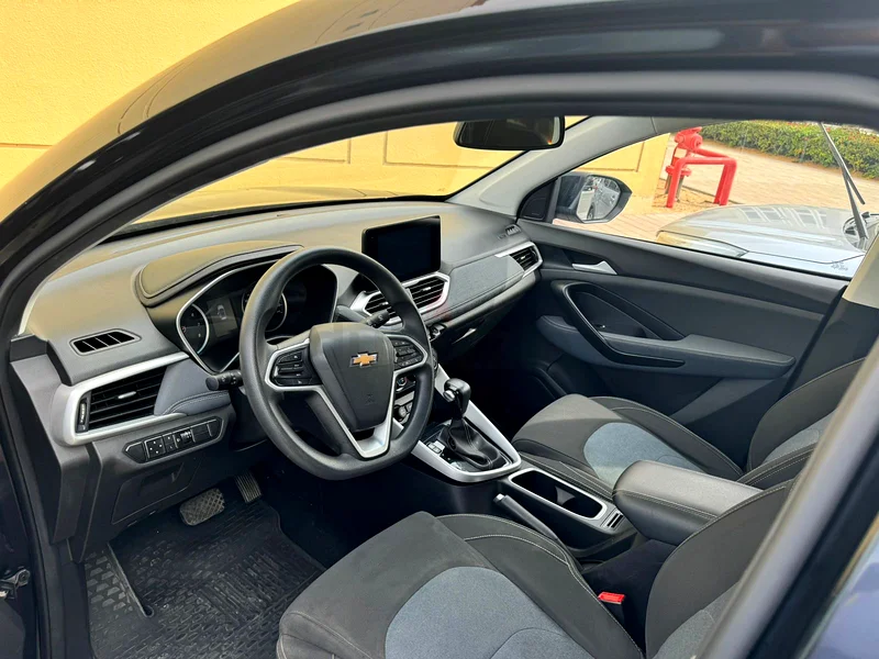 Chevrolet captiva 7 seater GCC no accident perfect condition low mileage63398564724355114