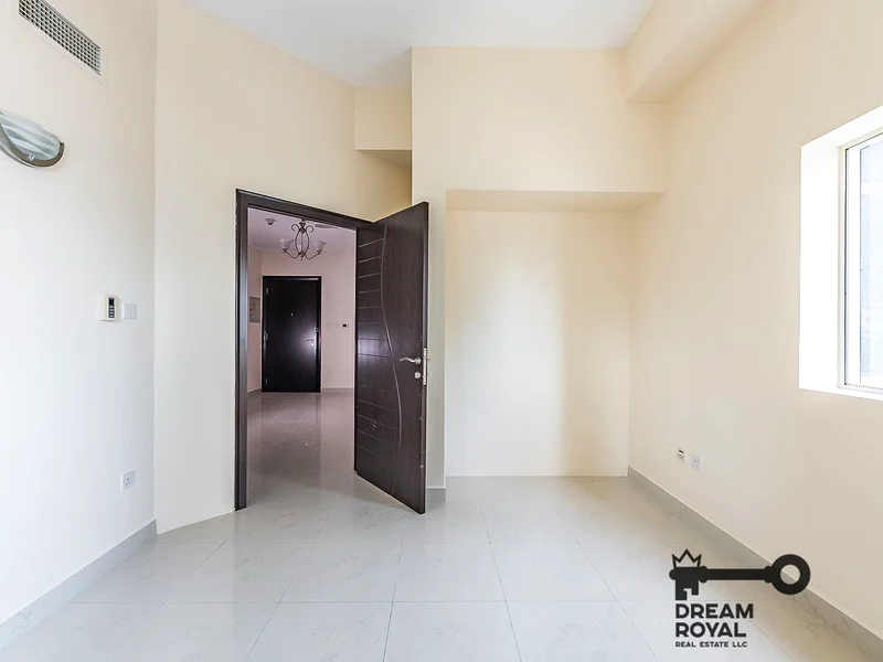 موقع متميز | مؤجر | JLT كلاستر Q63987979044354114