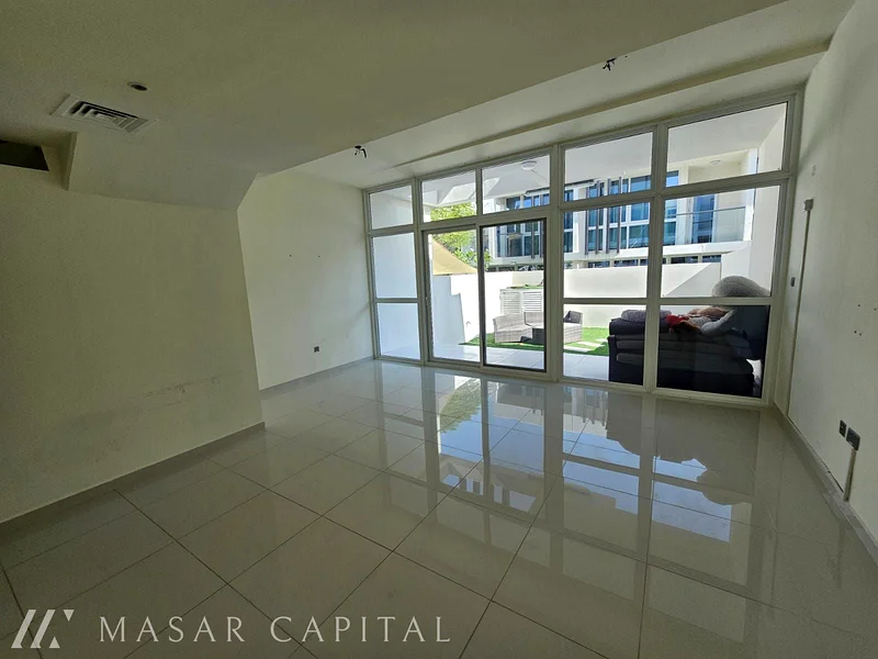 BEST PRICE /BACK2BACK/ READY TO MOVE/TWO BEDROOMS63741152519299111