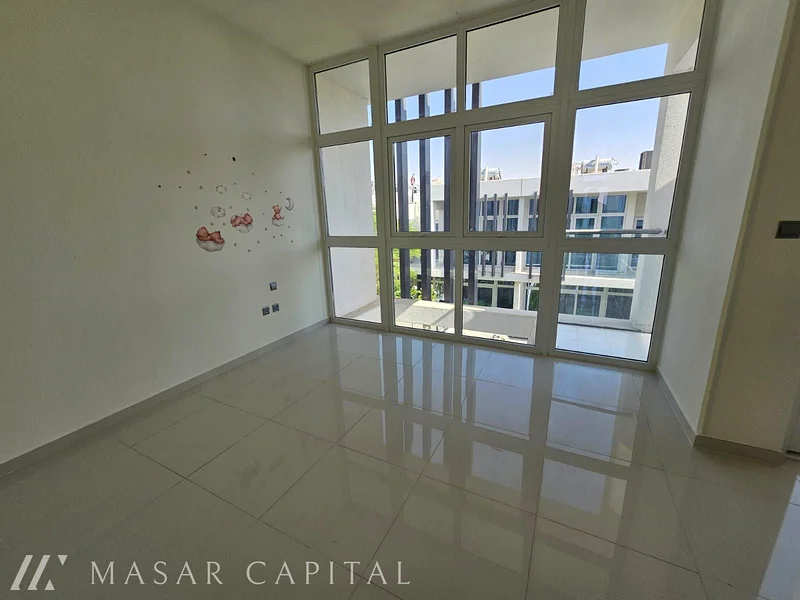 BEST PRICE /BACK2BACK/ READY TO MOVE/TWO BEDROOMS63741152519299114