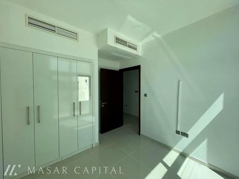 شاغرة | منزل تاون هاوس G+1 | متجاور من الخلف | أفضل سعر64003719167235111