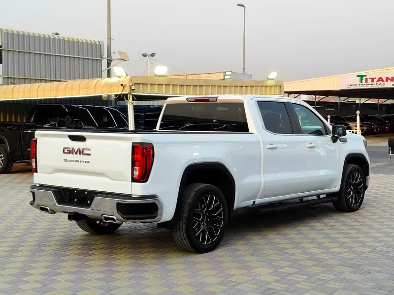 GMC Sierra 2023 four doors 4×4 new shape63398503863811113