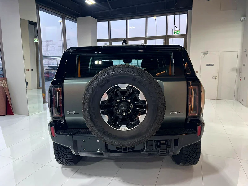 HUMMER SUV EDITION ONE 830 HP63407355396866113