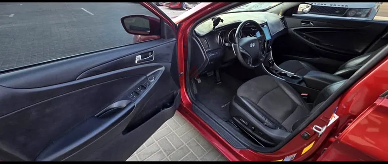 HYUNDAI SONATA 2012  
Top of the range - Personal used car63406909669249112