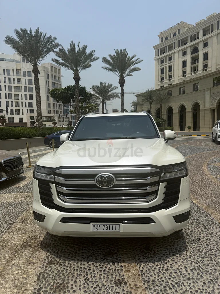 Toyota Land Cruiser GXR63421144938754112