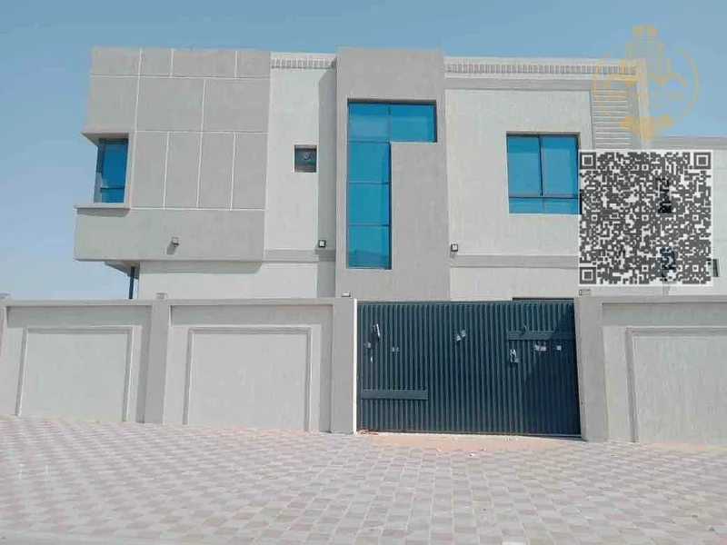 5 Bedrooms corner villa63236084964611111