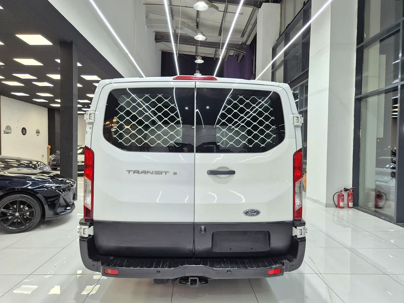 Ford Transit Cargo Van Full service history63399876723330114