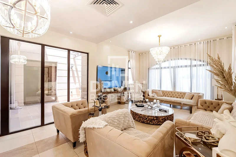 Modern and Spacious Layout | Community View63926180458498110