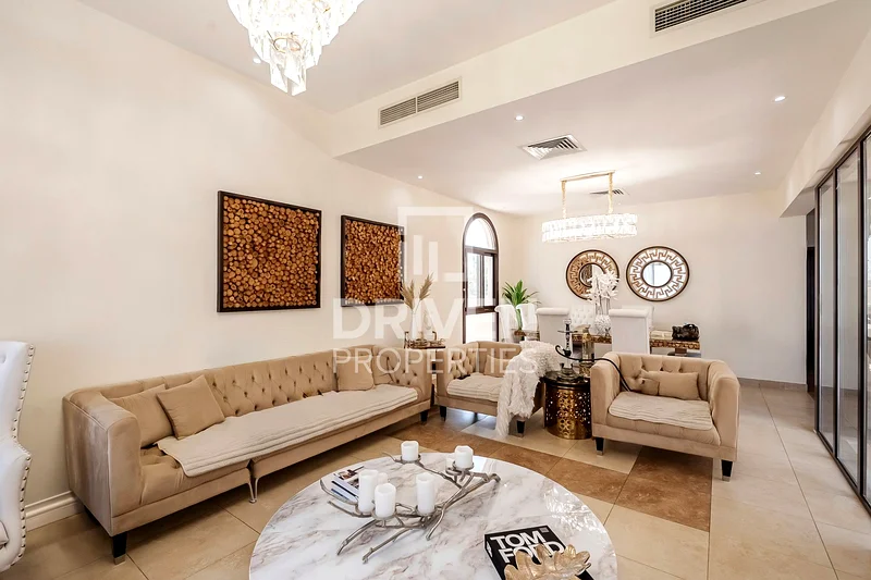 Modern and Spacious Layout | Community View63926180458498112