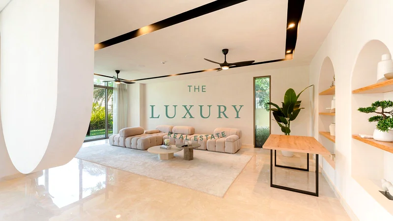 FULLY FURNISHED | END UNIT | EXCLUSIVE64043230065027110