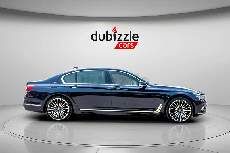 1575 درهم/شهريًا | سيارة BMW سلسلة 7 من عام 2017 | مواصفات خليجية | رقم المرجع #35003463411931129857113