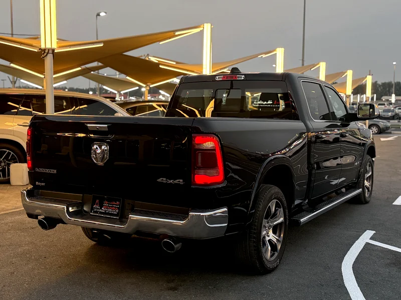 Dodge Ram Laramie 202263231636740610113