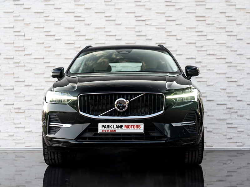 XC60 • B5 CORE • WARRANTY 28/OCT/2028 • VERY LOW KM’S63398488541570111