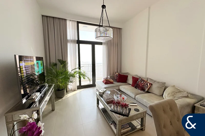 High Floor | Pool View | Vacant On Transfer63952184083458111