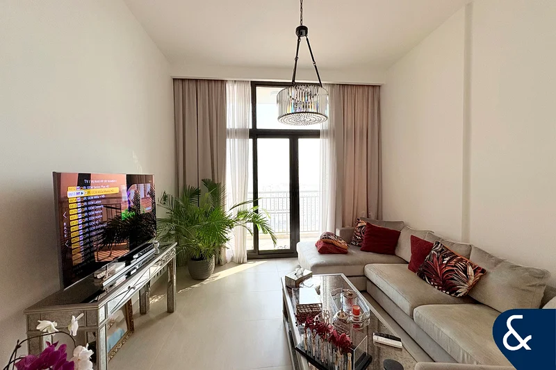High Floor | Pool View | Vacant On Transfer63952184083458112
