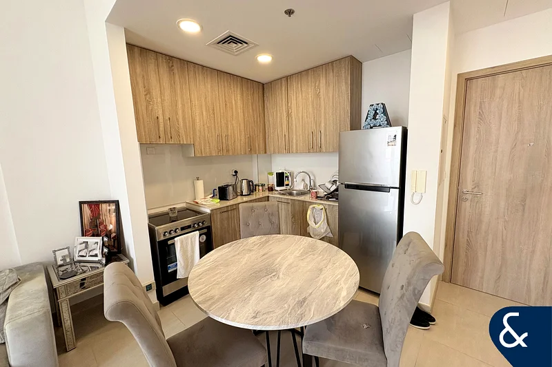High Floor | Pool View | Vacant On Transfer63952184083458114