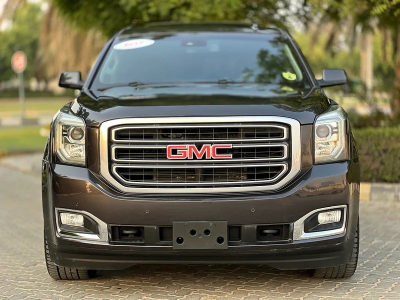 GMC Yukon SLT V8 5.3L 2017 Gulf model, full option, agency condition, two agency keys63398501992961111