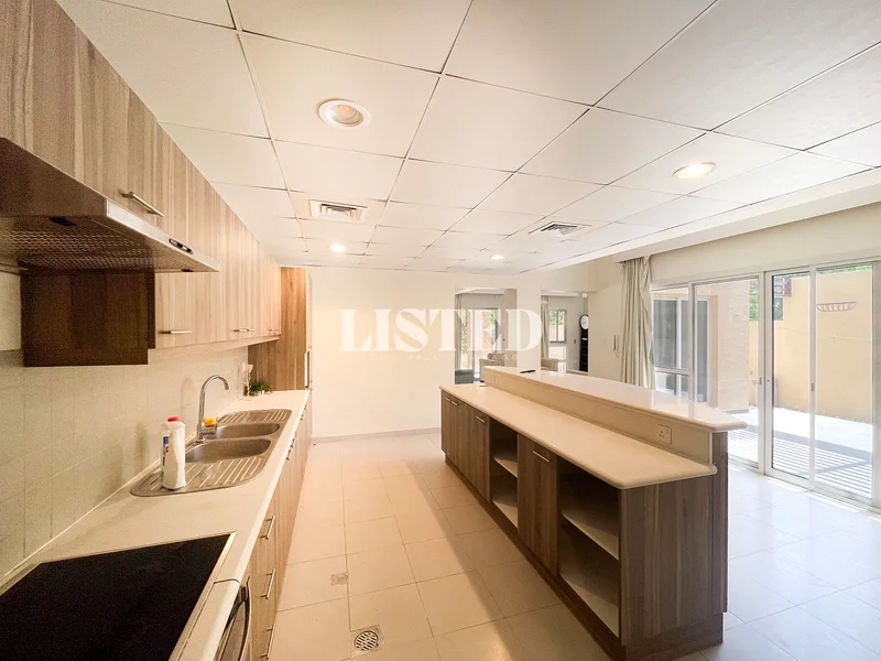 3 Bed Villa | Amazing Corner Unit | Fully Furnished63860240765827111
