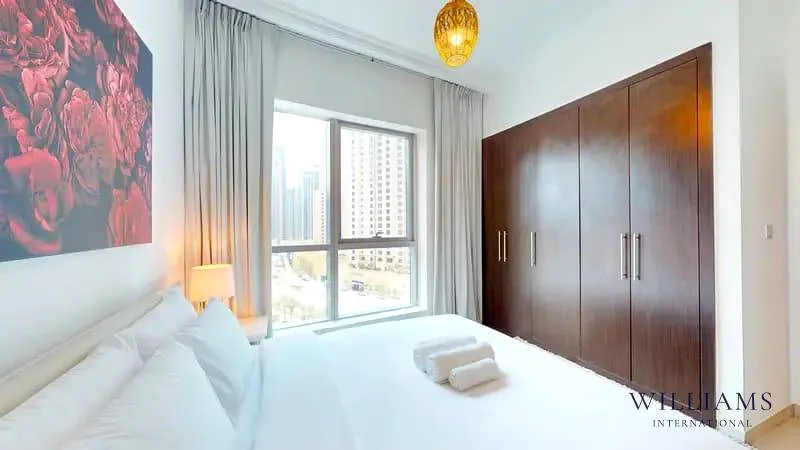 MODERN 1BED | PRIME LOCATION | MARINA VIEWS64040257289218114