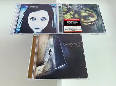 3 Evanescence Music CD’s