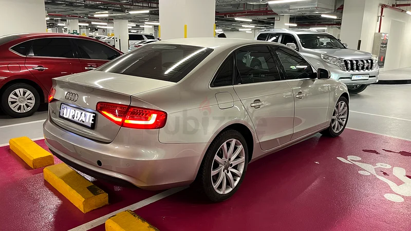 Audi A4 2L GCC63398611026051112