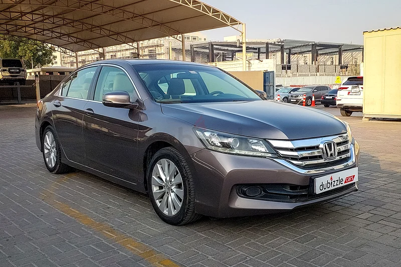 1021 درهم شهريًا | هوندا أكورد LX 2015 | مواصفات دول مجلس التعاون الخليجي | رقم المرجع 350918633985453547531124