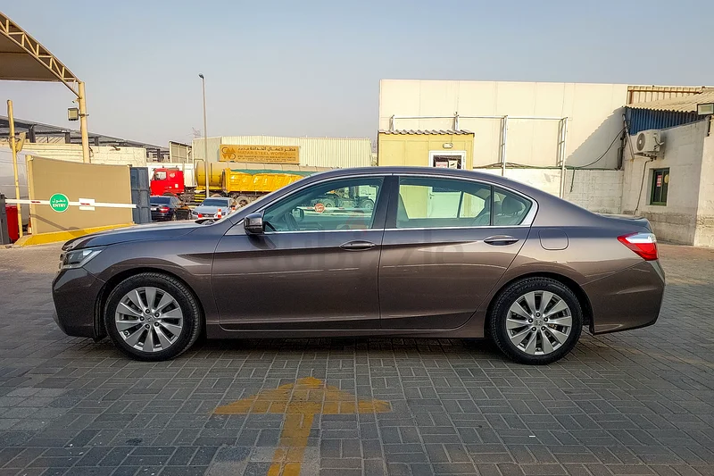 1021 درهم شهريًا | هوندا أكورد LX 2015 | مواصفات دول مجلس التعاون الخليجي | رقم المرجع 35091863398545354753114