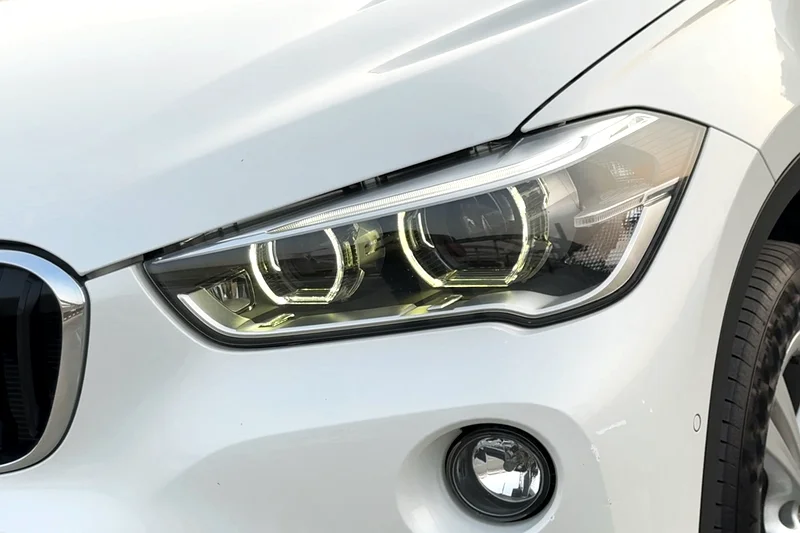 BMW X1 sDrive20i 2017 GCC Specs (Full AGMC Service History / 2 Keys / Single Owner)63406212627073114