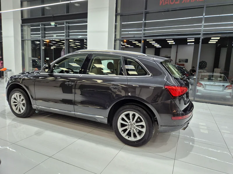 Audi Q5 Gcc Original paint Single owner63398617385474114