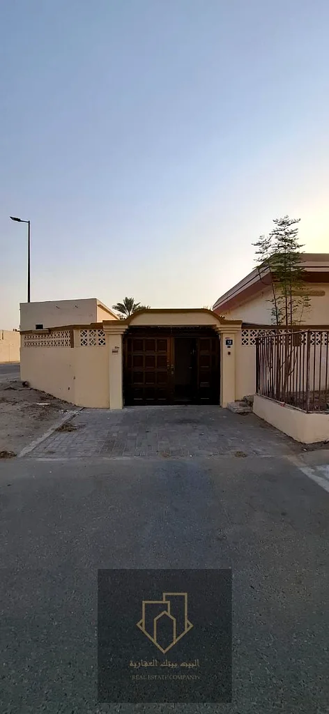 Exclusive Deal in Ajman – Private Family Unit with Free Electricity & Water63233116861827112
