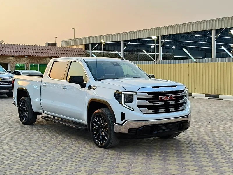 GMC Sierra 2023 four doors 4×4 new shape63398503863811114