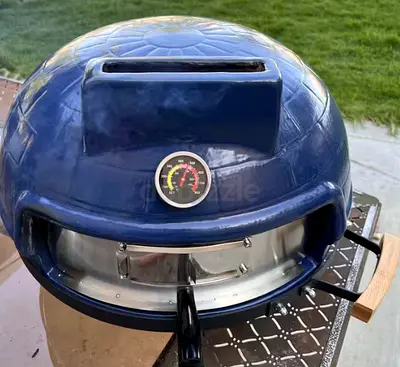 15 in. Kamado Charcoal Outdoor Pizza Oven with Pizza Stone and Bamboo Handles in Blue