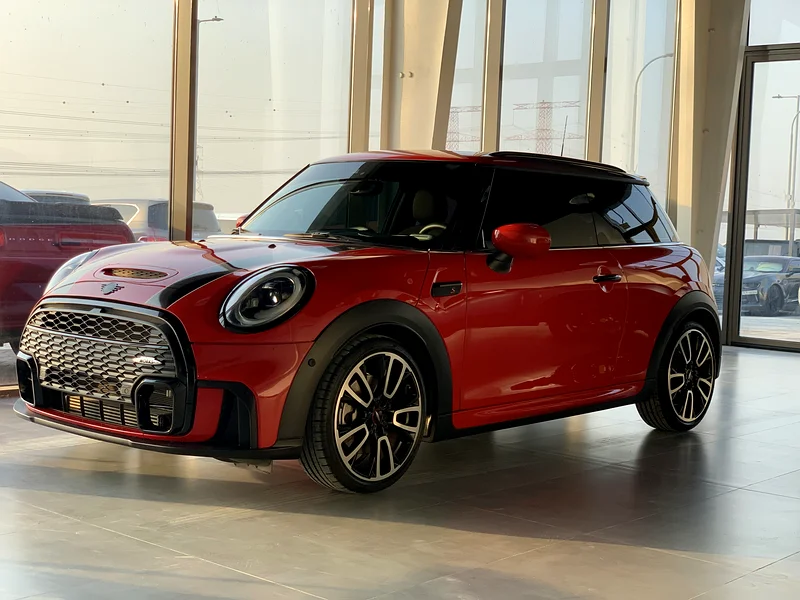 Mini Cooper S 2024 model, Gulf version, fully optional63398522044546112