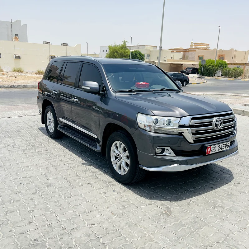 Toyota Land Cruiser - GXR -V663401302941442112