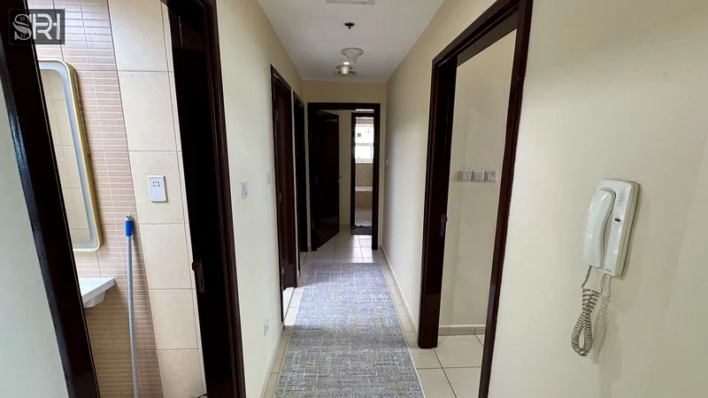 Furnished luxury apartment for sale in Ajman, 1750 sqft, 2 master bedrooms, living room, kitchen,2 bathrooms, ready to move in, priced at AED 660,00063866307156995113